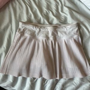 Lululemon Pleat to Street mini skirt size 4